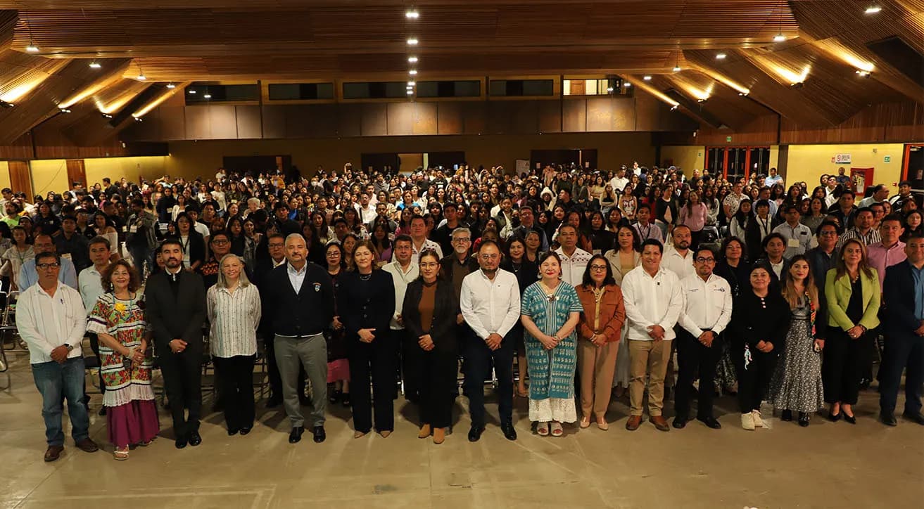 Se inaugura el Sexto Congreso Internacional ICEUABJO 2025.